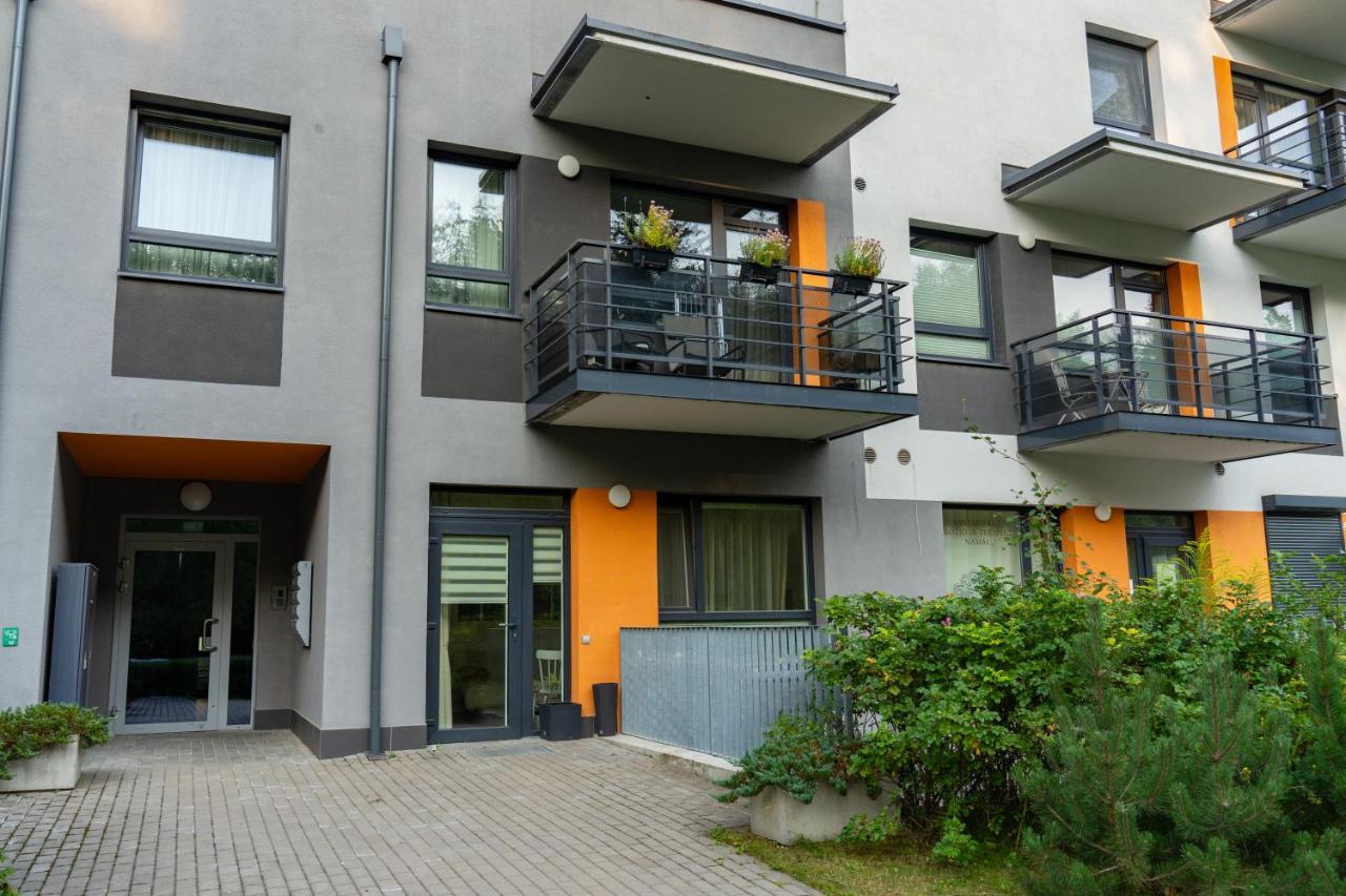 Cozy Apartment In Santariskes Wilno Zewnętrze zdjęcie